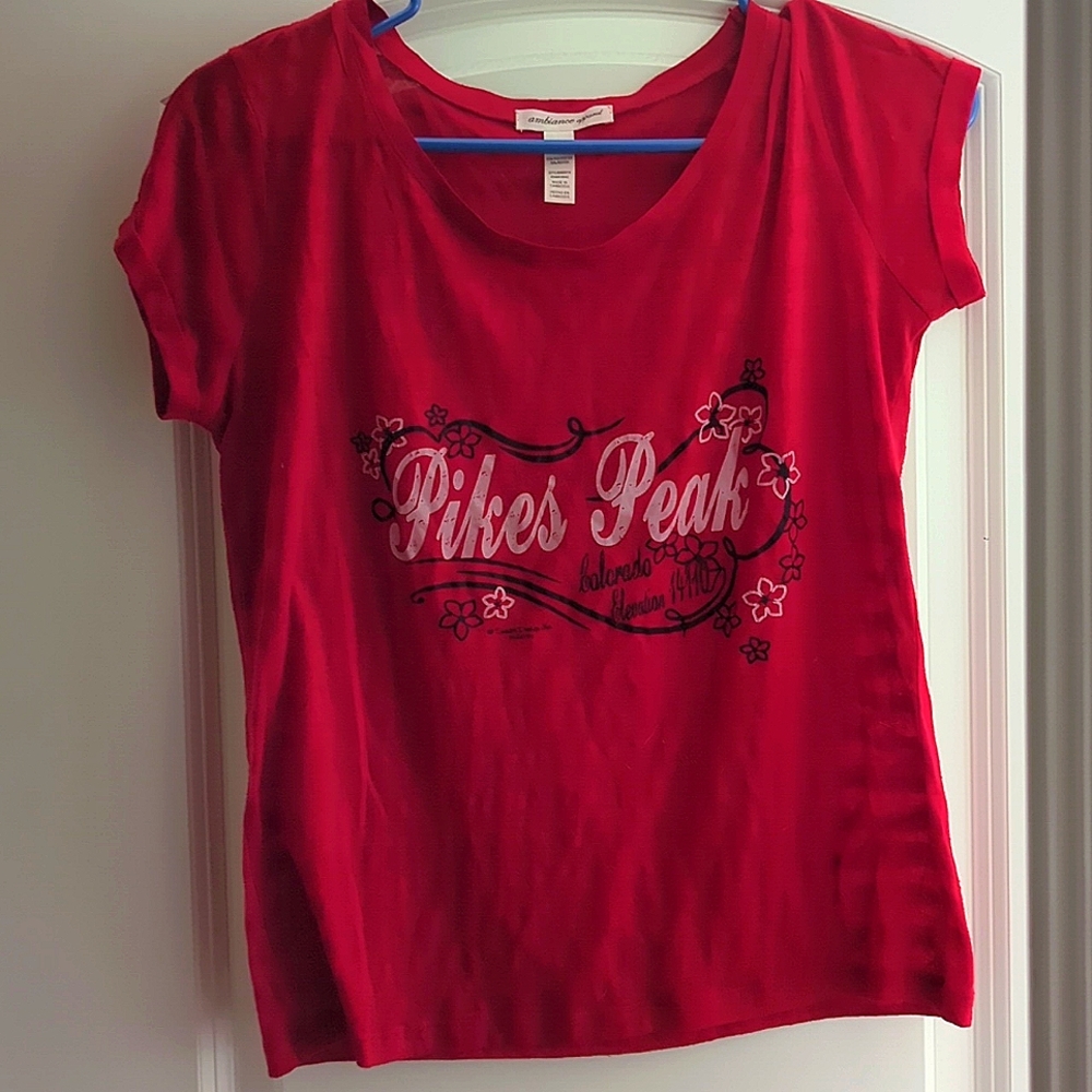 Pikes Peak graphic tee